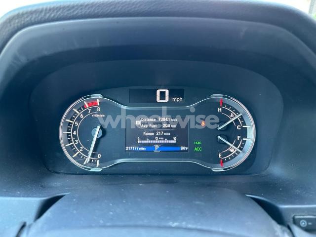 Photo 2 of 2019 HONDA RIDGELINE RTL (VIN 5FPYK3F71KB009532)