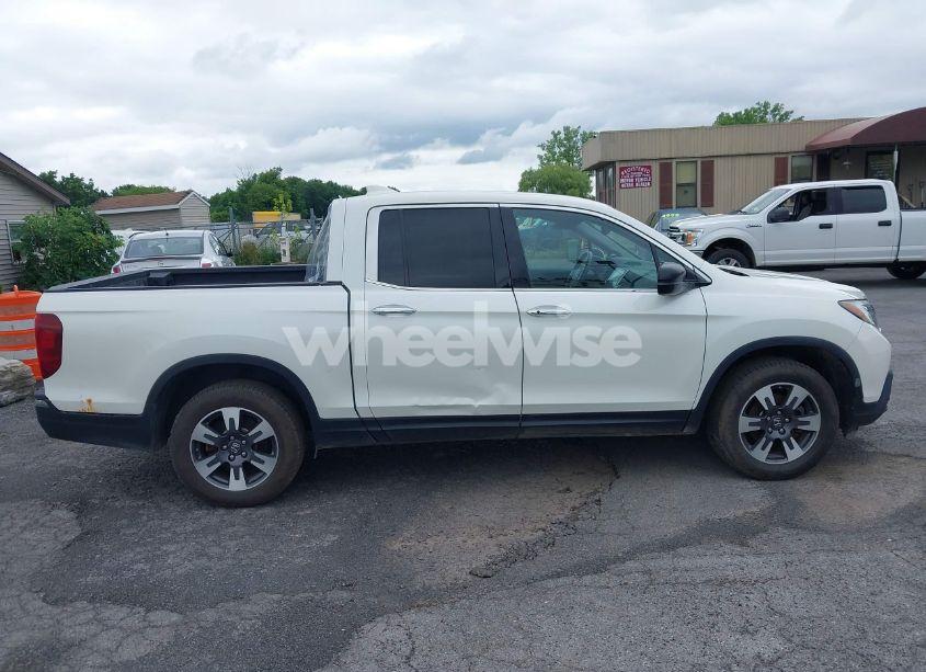 Photo 14 of 2019 Honda Ridgeline RTL-E (VIN 5FPYK3F71KB017498)