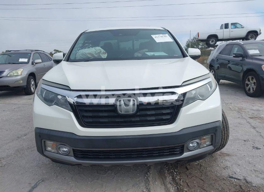 Photo 12 of 2019 Honda Ridgeline RTL-E (VIN 5FPYK3F71KB021695)