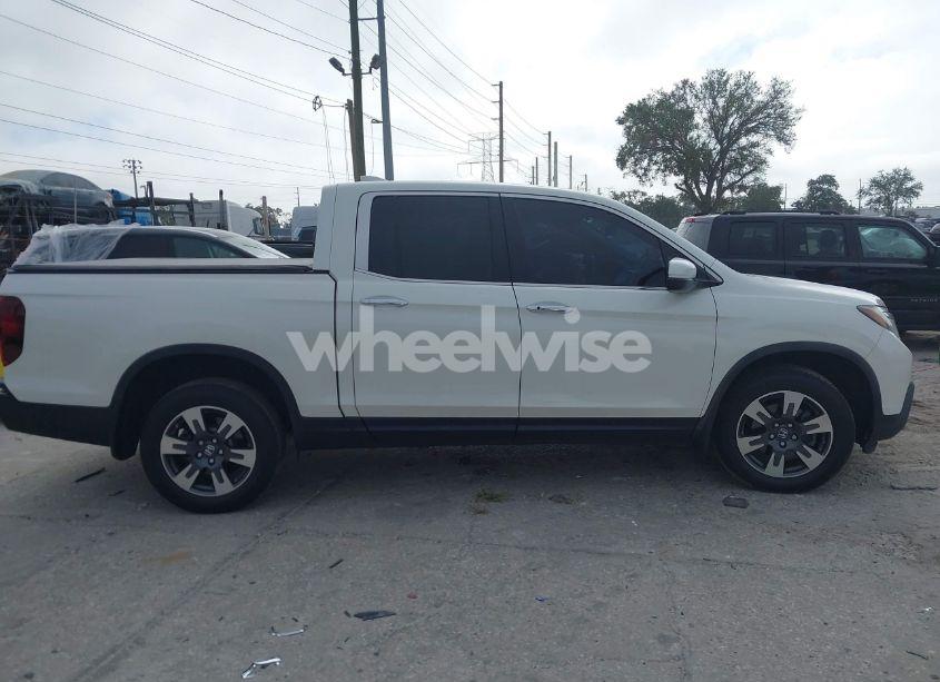 Photo 13 of 2019 Honda Ridgeline RTL-E (VIN 5FPYK3F71KB021695)