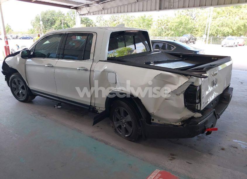 Photo 3 of 2020 Honda Ridgeline RTL-E (VIN 5FPYK3F71LB005028)