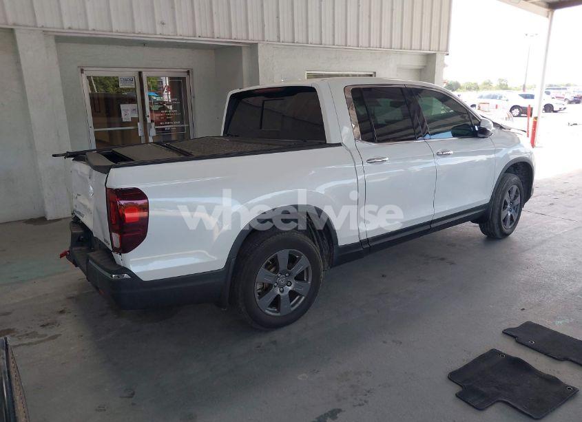 Photo 4 of 2020 Honda Ridgeline RTL-E (VIN 5FPYK3F71LB005028)
