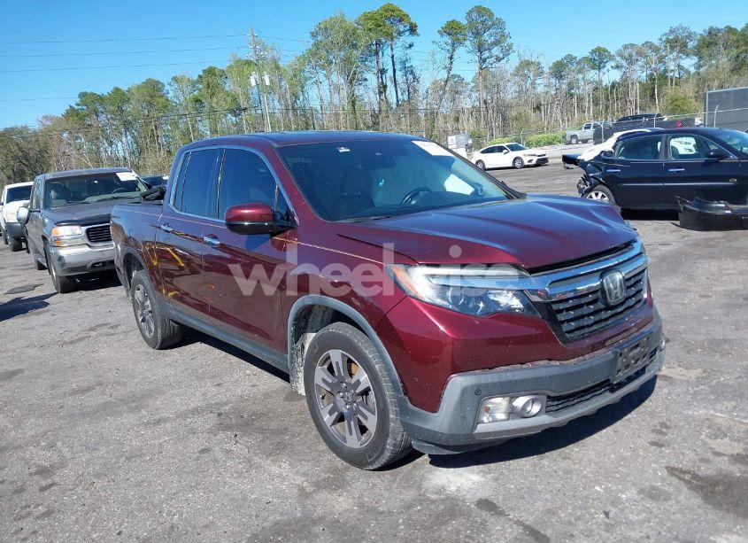 2019 Honda Ridgeline RTL-E (VIN 5FPYK3F72KB024461) main photo