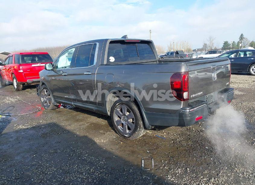 Photo 3 of 2020 Honda Ridgeline RTL-E (VIN 5FPYK3F72LB016183)