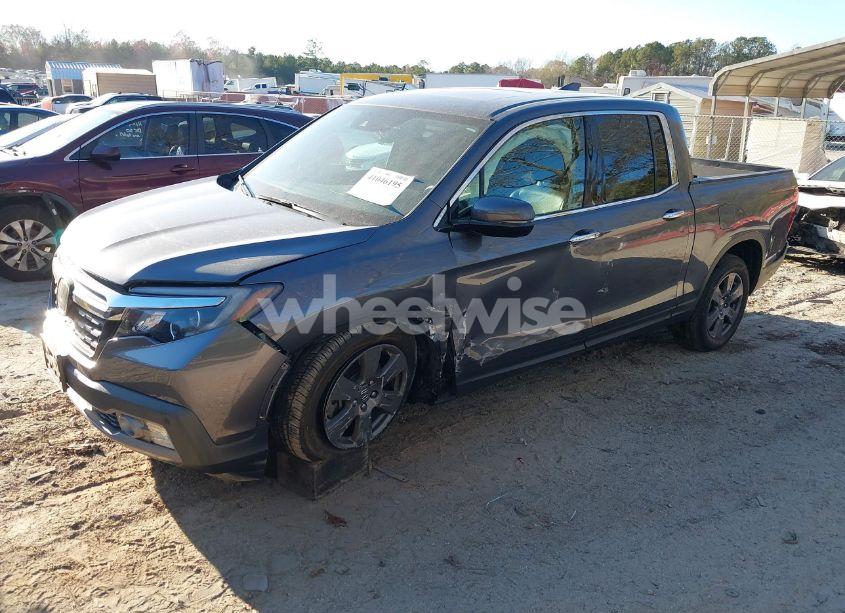 Photo 2 of 2020 Honda Ridgeline RTL-E (VIN 5FPYK3F73LB027242)