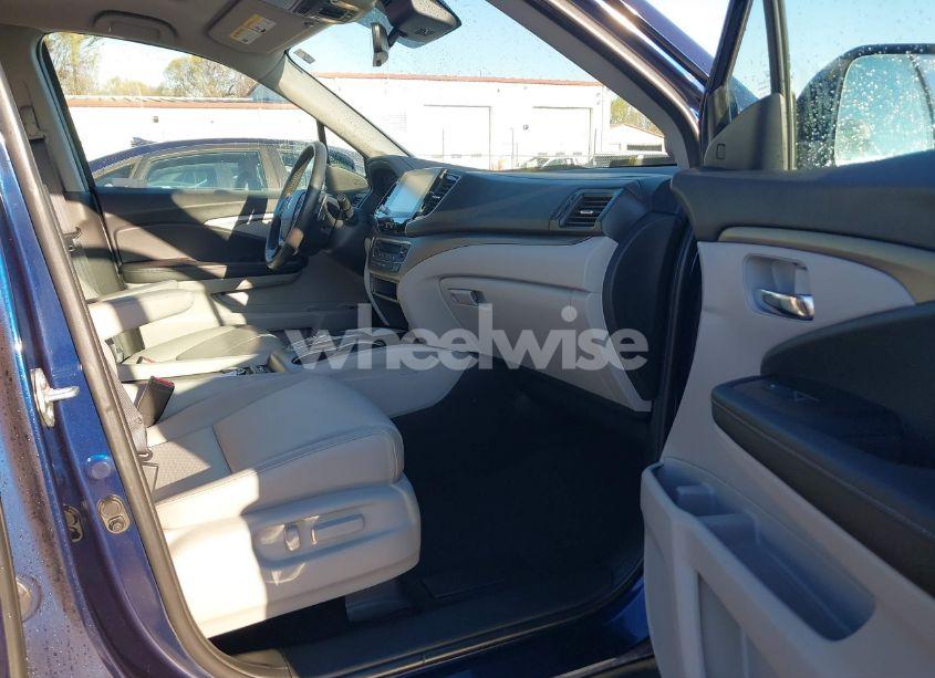 Photo 5 of 2021 Honda Ridgeline RTL-E (VIN 5FPYK3F73MB023208)