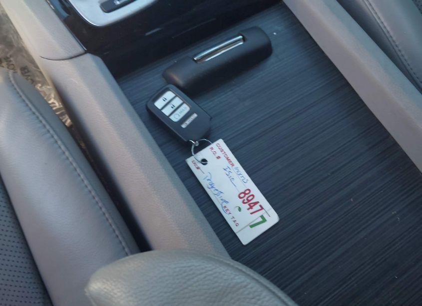 Photo 11 of 2018 Honda Ridgeline RTL-E (VIN 5FPYK3F75JB013680)