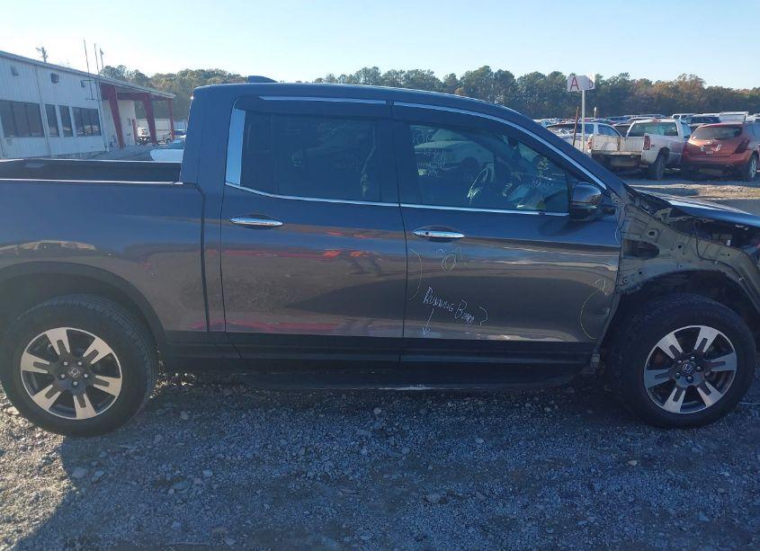 Photo 14 of 2018 Honda Ridgeline RTL-E (VIN 5FPYK3F75JB013680)