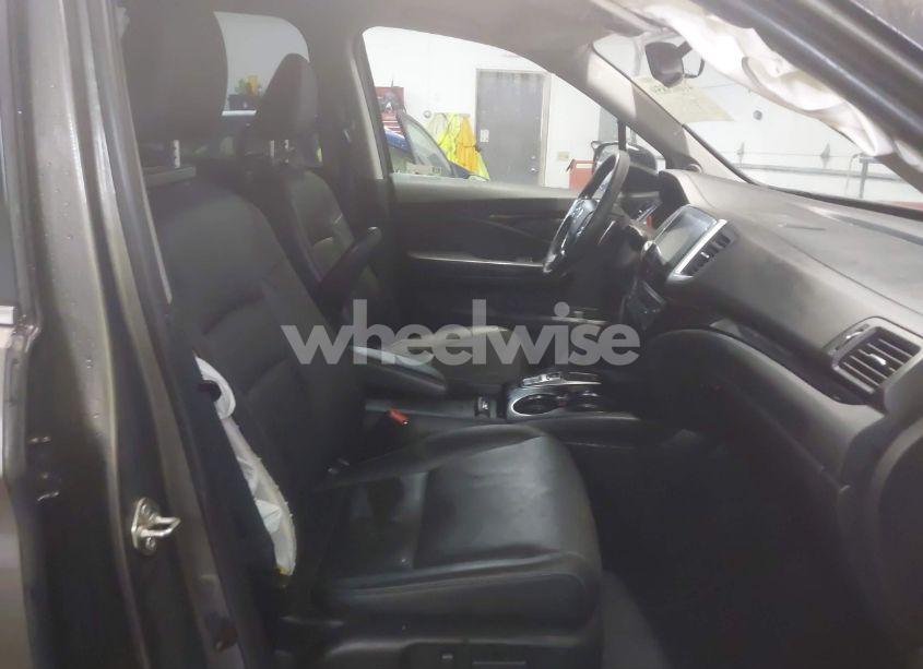 Photo 5 of 2020 Honda Ridgeline RTL-E (VIN 5FPYK3F75LB001516)