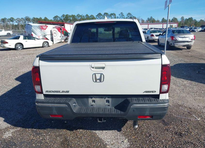 Photo 16 of 2020 Honda Ridgeline RTL-E (VIN 5FPYK3F75LB002648)