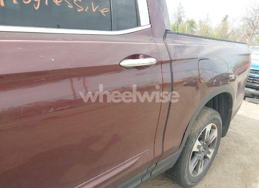 Photo 6 of 2018 Honda Ridgeline RTL-E (VIN 5FPYK3F76JB004521)