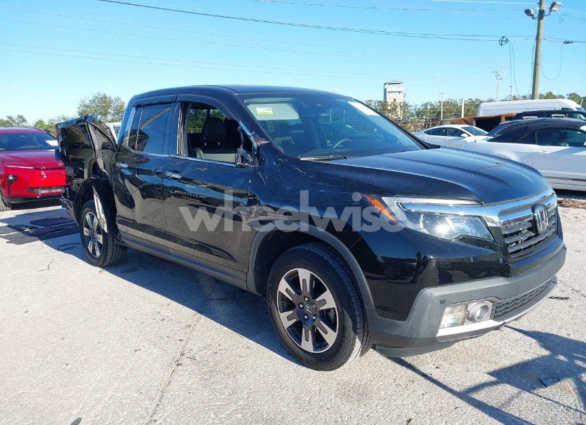 2018 Honda Ridgeline RTL-E (VIN 5FPYK3F76JB011291) main photo
