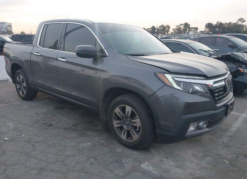 2019 Honda Ridgeline RTL-E (VIN 5FPYK3F76KB037567) main photo