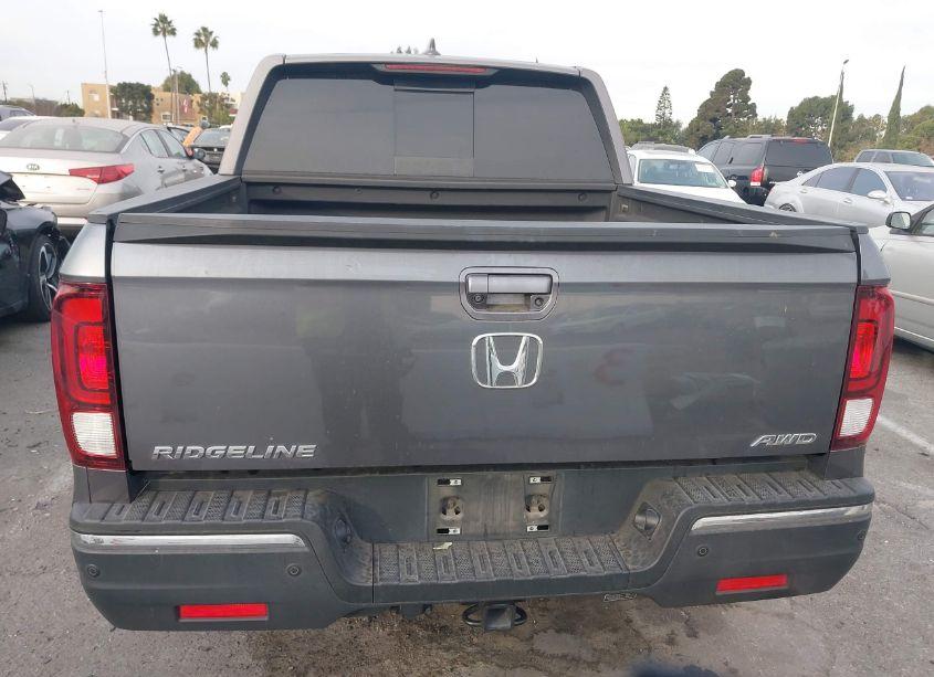Photo 16 of 2019 Honda Ridgeline RTL-E (VIN 5FPYK3F76KB037567)