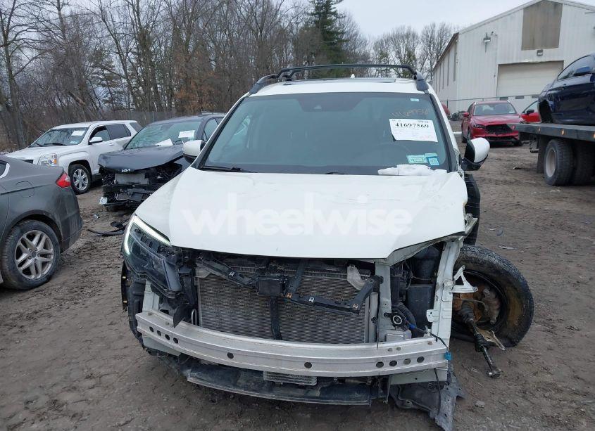 Photo 12 of 2019 Honda Ridgeline RTL-E (VIN 5FPYK3F77KB007879)