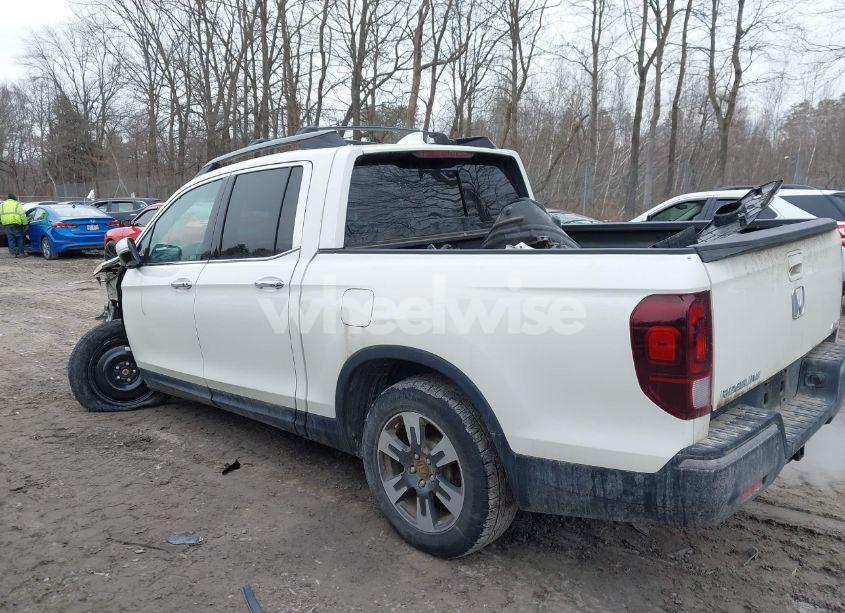 Photo 14 of 2019 Honda Ridgeline RTL-E (VIN 5FPYK3F77KB007879)