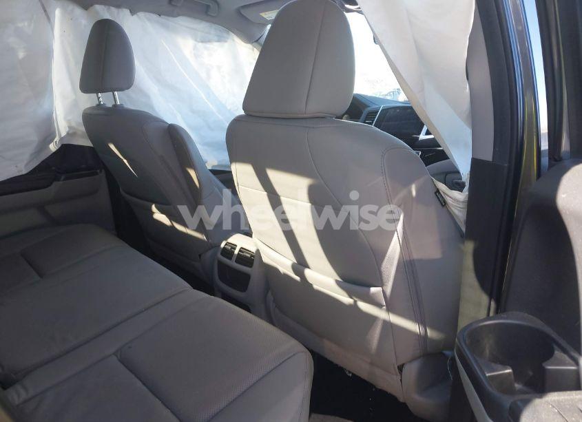 Photo 8 of 2017 Honda Ridgeline RTL (VIN 5FPYK3F78HB039099)