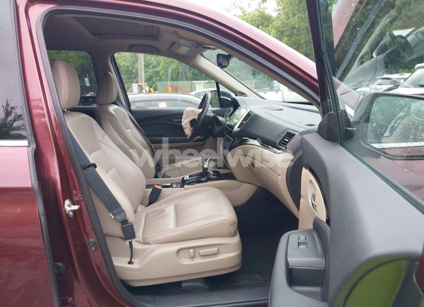 Photo 5 of 2019 Honda Ridgeline RTL-E (VIN 5FPYK3F78KB004781)