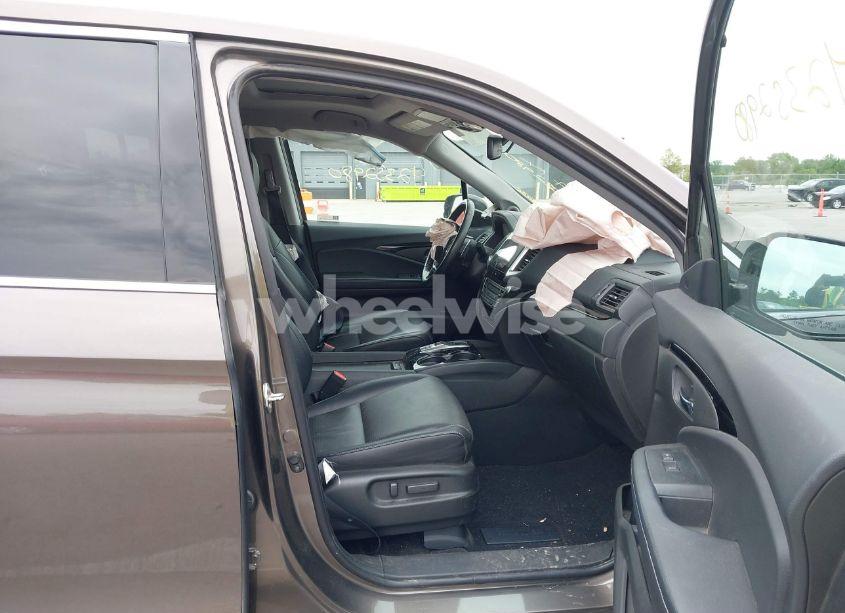 Photo 5 of 2020 Honda Ridgeline RTL-E (VIN 5FPYK3F78LB001882)