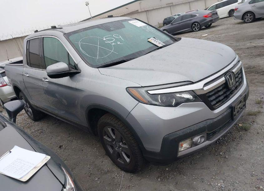 2020 Honda Ridgeline RTL-E (VIN 5FPYK3F78LB002708) main photo
