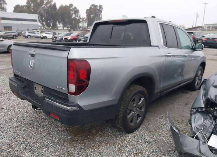 Photo 4 of 2020 Honda Ridgeline RTL-E (VIN 5FPYK3F78LB002708)