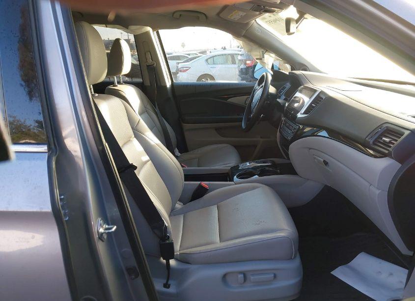 Photo 5 of 2020 Honda Ridgeline RTL-E (VIN 5FPYK3F78LB002708)