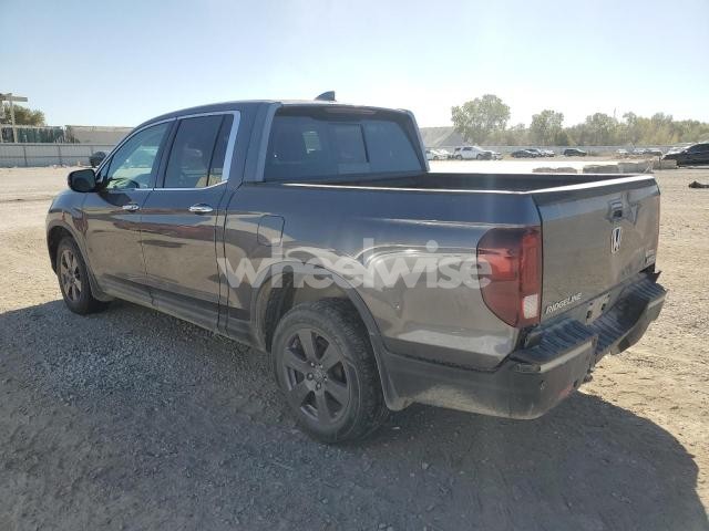 Photo 3 of 2020 HONDA RIDGELINE RTL N/A (VIN 5FPYK3F78LB010131)
