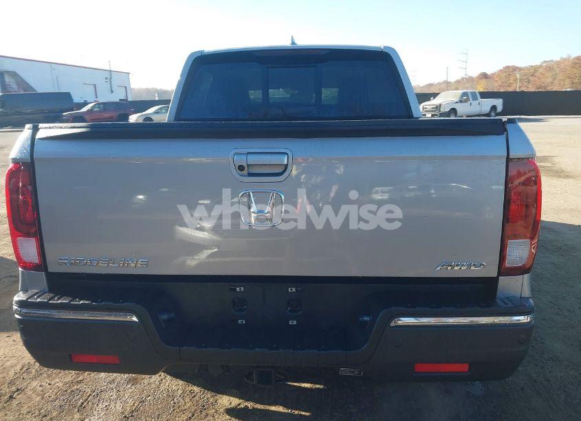 Photo 16 of 2018 Honda Ridgeline RTL-E (VIN 5FPYK3F79JB008806)