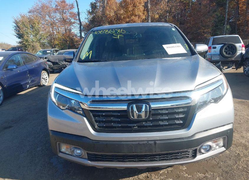 Photo 6 of 2018 Honda Ridgeline RTL-E (VIN 5FPYK3F79JB008806)