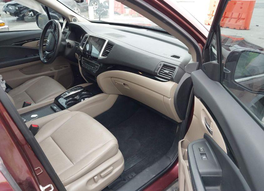 Photo 5 of 2020 Honda Ridgeline RTL-E (VIN 5FPYK3F79LB016455)