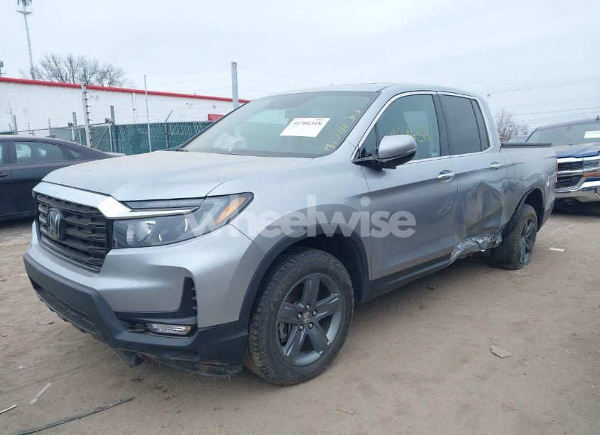 Photo 2 of 2021 Honda Ridgeline RTL-E (VIN 5FPYK3F79MB010091)