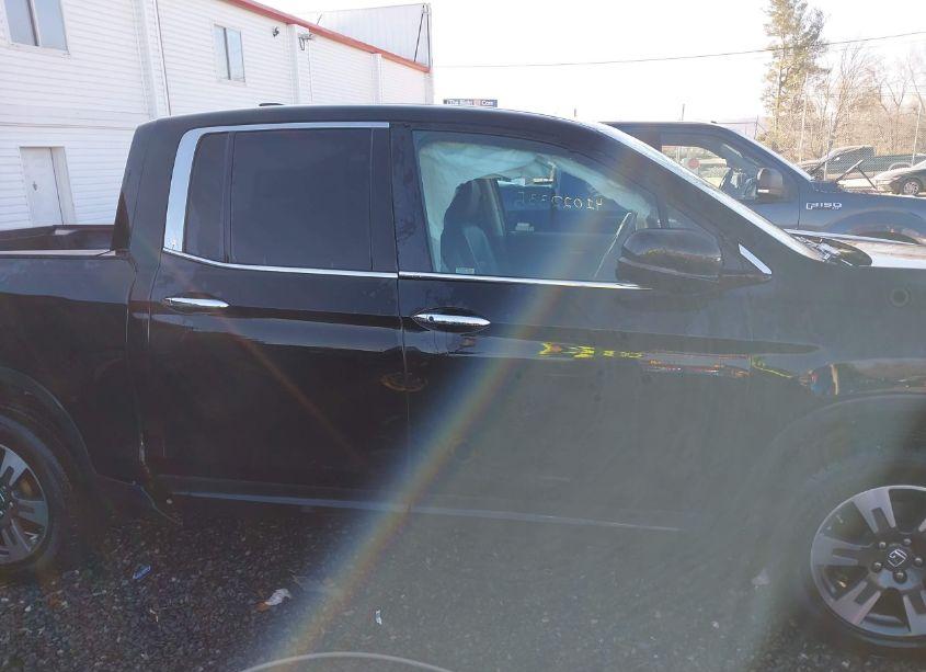 Photo 14 of 2018 Honda Ridgeline RTL-E (VIN 5FPYK3F7XJB013514)