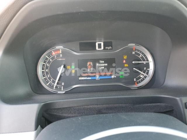 Photo 5 of 2019 HONDA RIDGELINE RTL (VIN 5FPYK3F7XKB015331)