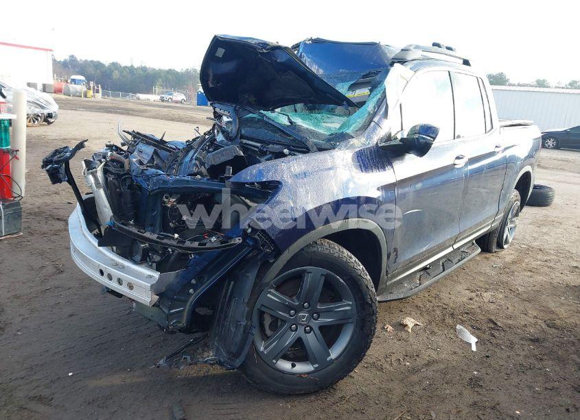 Photo 2 of 2022 Honda Ridgeline RTL (VIN 5FPYK3F7XNB029931)