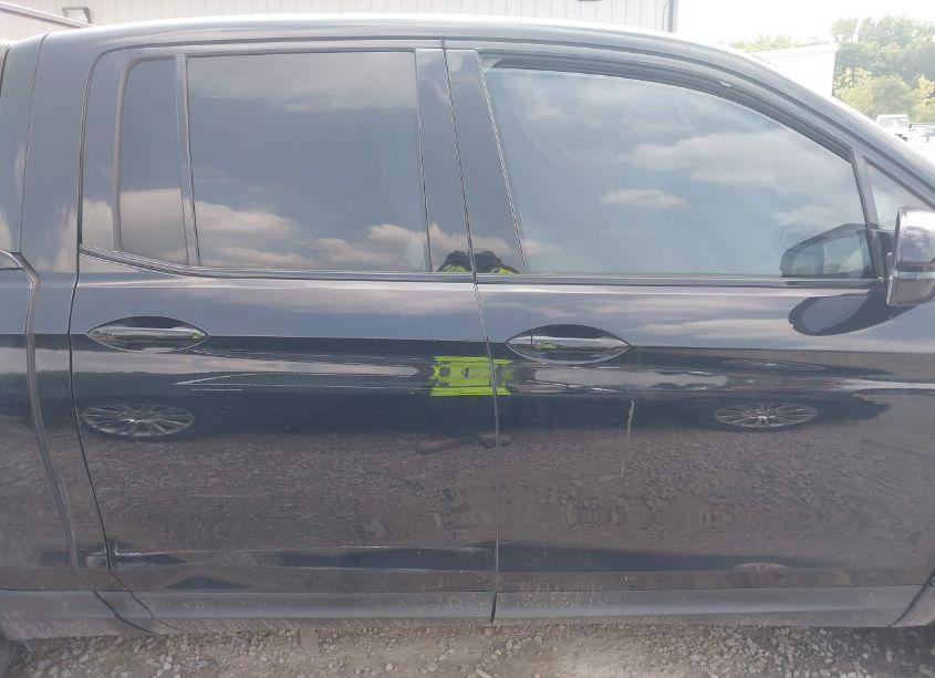 Photo 13 of 2017 Honda Ridgeline BLACK EDITION (VIN 5FPYK3F80HB038246)