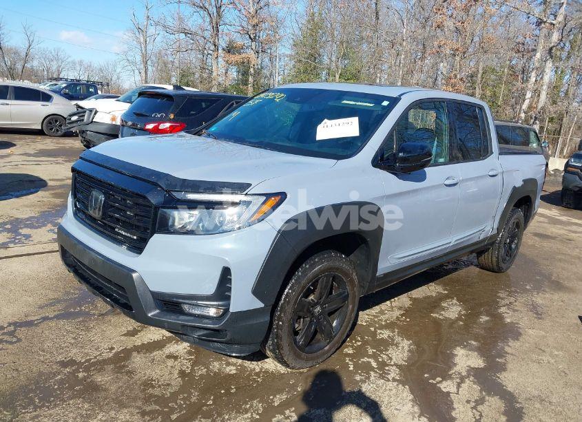 Photo 2 of 2022 Honda Ridgeline BLACK EDITION (VIN 5FPYK3F80NB021751)