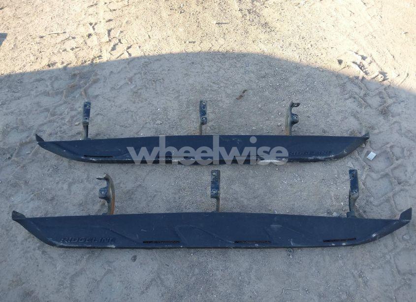 Photo 12 of 2017 Honda Ridgeline BLACK EDITION (VIN 5FPYK3F81HB034352)