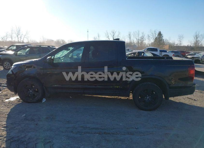 Photo 15 of 2017 Honda Ridgeline BLACK EDITION (VIN 5FPYK3F81HB034352)