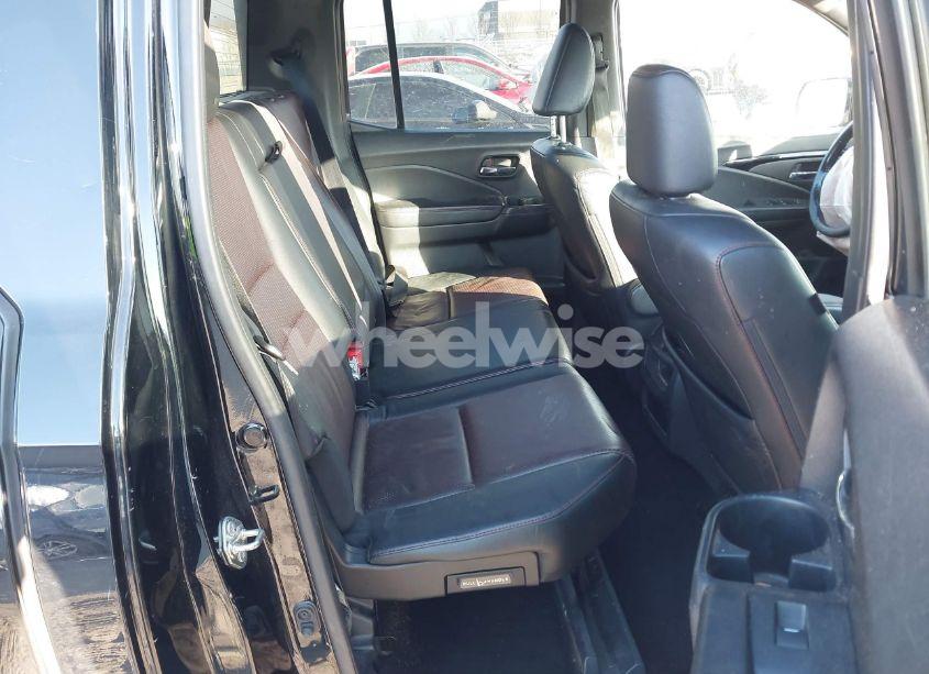 Photo 8 of 2017 Honda Ridgeline BLACK EDITION (VIN 5FPYK3F81HB034352)