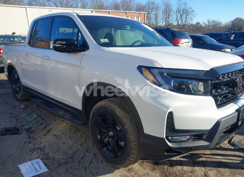 Photo 13 of 2024 Honda Ridgeline BLACK EDITION (VIN 5FPYK3F83RB000219)