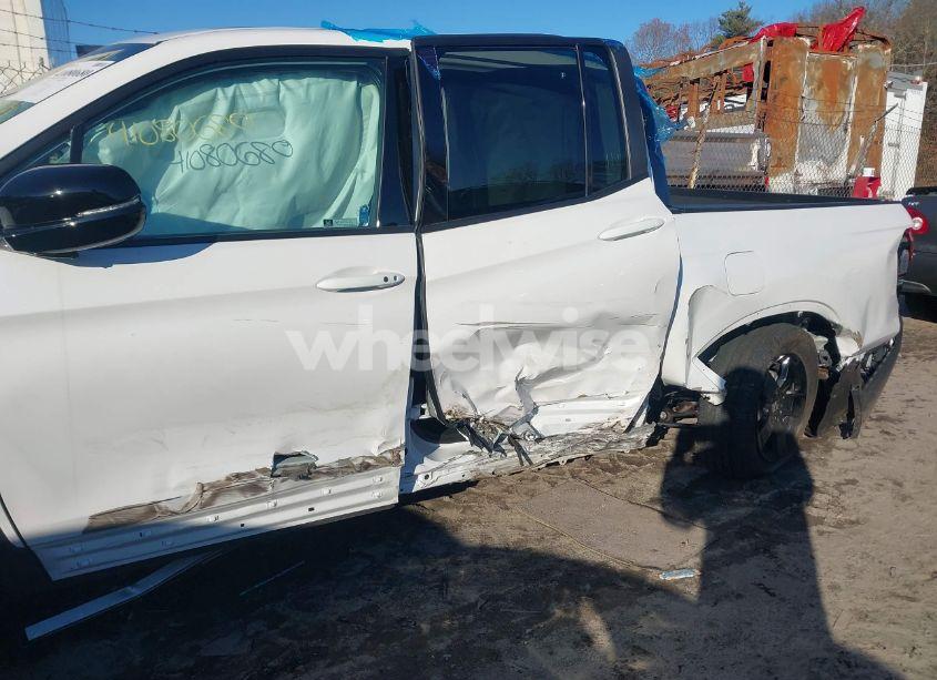 Photo 6 of 2024 Honda Ridgeline BLACK EDITION (VIN 5FPYK3F83RB000219)