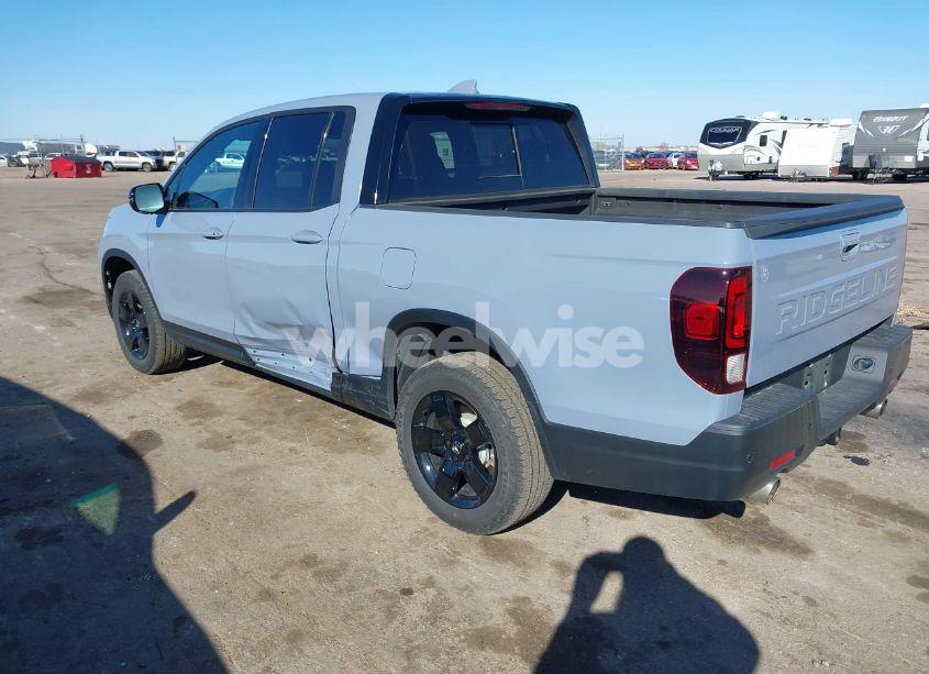 Photo 3 of 2024 Honda Ridgeline BLACK EDITION (VIN 5FPYK3F85RB025204)