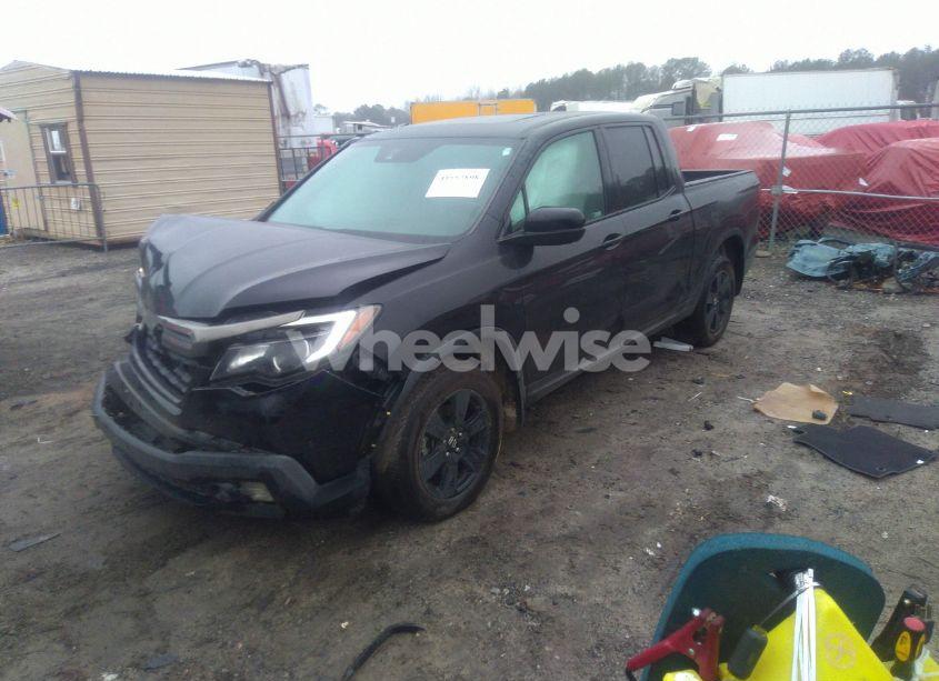Photo 2 of 2018 Honda Ridgeline BLACK EDITION (VIN 5FPYK3F86JB010781)