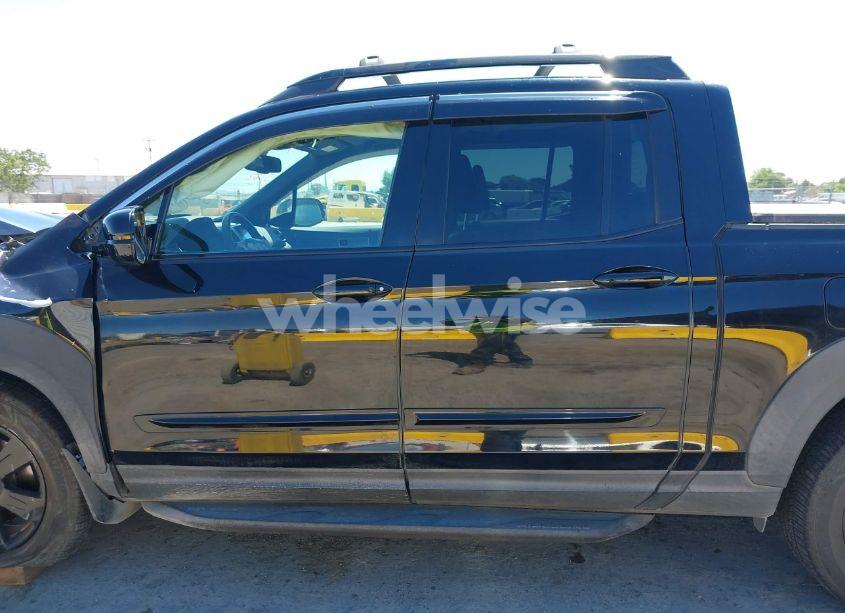 Photo 14 of 2017 Honda Ridgeline BLACK EDITION (VIN 5FPYK3F87HB027566)
