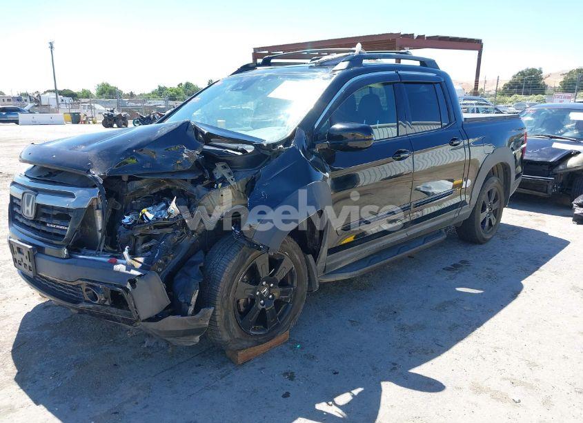 Photo 2 of 2017 Honda Ridgeline BLACK EDITION (VIN 5FPYK3F87HB027566)