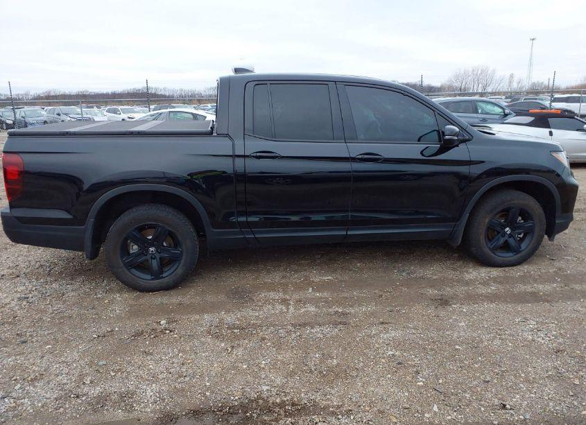 Photo 13 of 2021 Honda Ridgeline BLACK EDITION (VIN 5FPYK3F88MB021673)