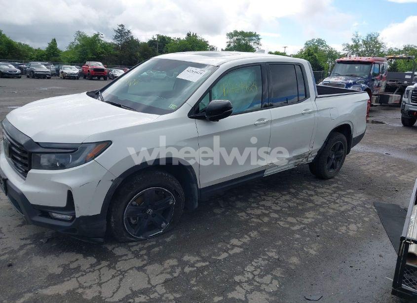 Photo 2 of 2023 Honda Ridgeline BLACK EDITION (VIN 5FPYK3F88PB018969)