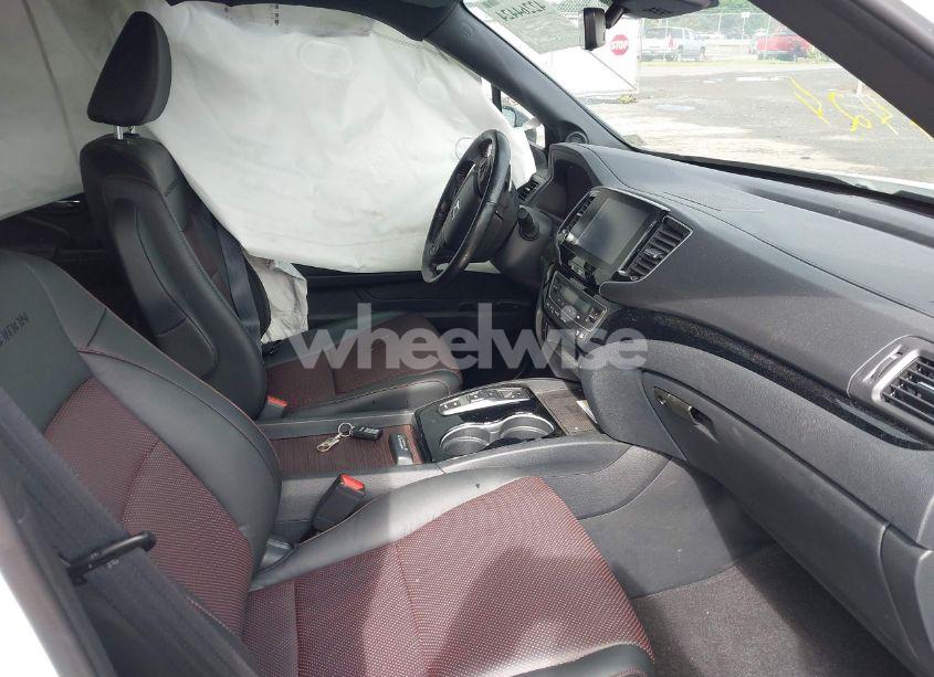 Photo 5 of 2023 Honda Ridgeline BLACK EDITION (VIN 5FPYK3F88PB018969)