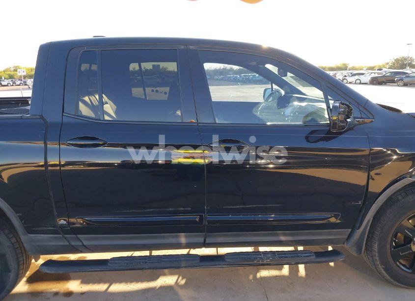 Photo 13 of 2017 Honda Ridgeline BLACK EDITION (VIN 5FPYK3F89HB021073)