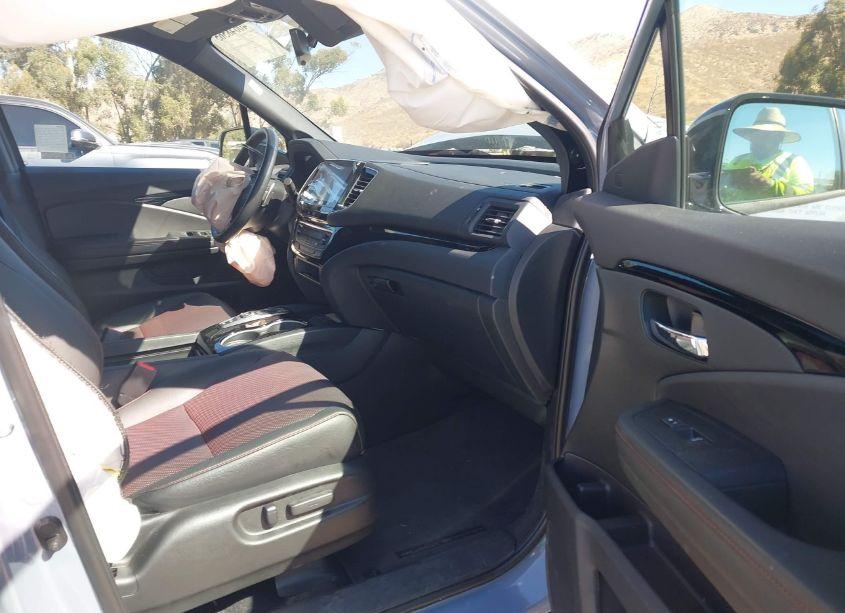 Photo 5 of 2023 Honda Ridgeline BLACK EDITION (VIN 5FPYK3F89PB033917)